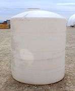 R-884 1000 Gallon Poly Tank