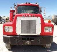 R-544  1979 Mack Commodity Truck