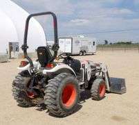 R-589  Bobcat CT230 Tractor