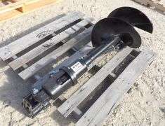 R-937  Mini Skid / Excavator Auger