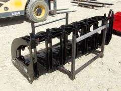 R-946 Skid Steer Grapple Bucket