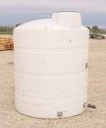 R-884 1000 Gallon Poly Tank