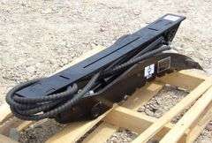 R-1056 Hydraulic Thumb