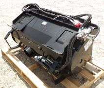 R-1061 Skid Steer Mixing Bucket