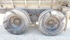 R-544  1979 Mack Commodity Truck