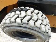 R-860 Case SU280 Skid Steer