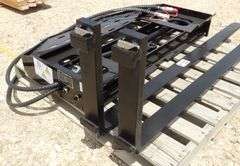 R-1031 Skid Steer Mast & Forks