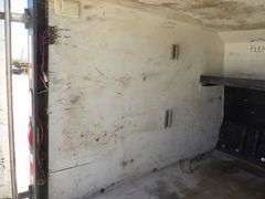 R-524 Enclosed Trailer