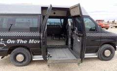 R-895  1996 Ford Van with Wheelchair Lift