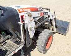 R-589  Bobcat CT230 Tractor
