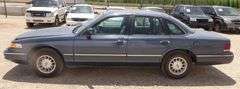 R-750 1997 Crown Victoria LX