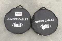 R-1076 Jumper Cable Set