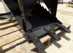 R-1037 Skid Steer Stump Bucket