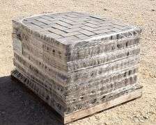 R-1235 Landscape Bricks