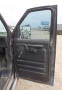 R-895  1996 Ford Van with Wheelchair Lift