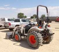 R-589  Bobcat CT230 Tractor