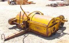 R-526 Brush Beater