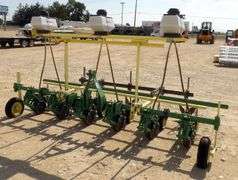R-634 3-Point Planter