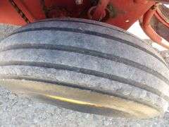 R-832 New Holland Hayliner 315 Baler