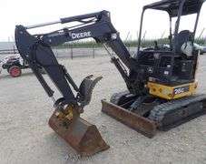 R-585  John Deere 26 G Mini Excavator