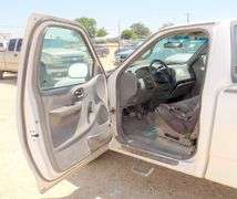 R-829 2002 Ford F150 XL Pickup