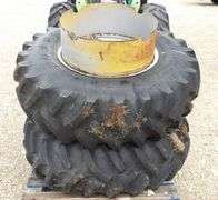 R-611 John Deere 2355N Tractor