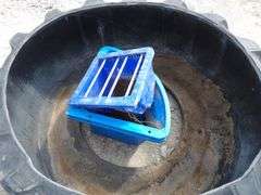 R-631 Livestock Tire Feeders