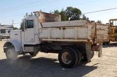 R-850 1987 Freightliner Dump Truck