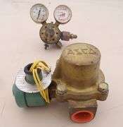 R-784 Gas Gauges