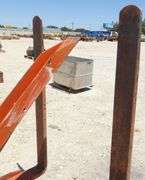 R-864  Edwards Pallet Forks