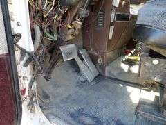 R-850 1987 Freightliner Dump Truck