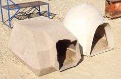 R-1211 Dog Houses