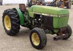 R-610 John Deere 2255 Tractor