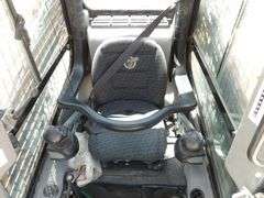 R-860 Case SU280 Skid Steer