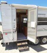 R-1284 2000 Fleetwood Wilderness Camp Trailer