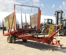 R-638 New Holland 1030 Stackwagon