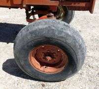 R-1300 J.I. Case 1070 Tractor