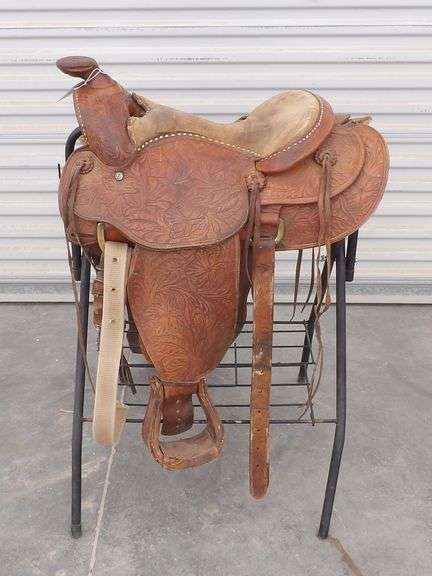 R-1373 Saddle
