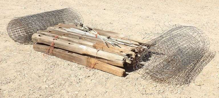 R-1253 Fence Posts & Fencing