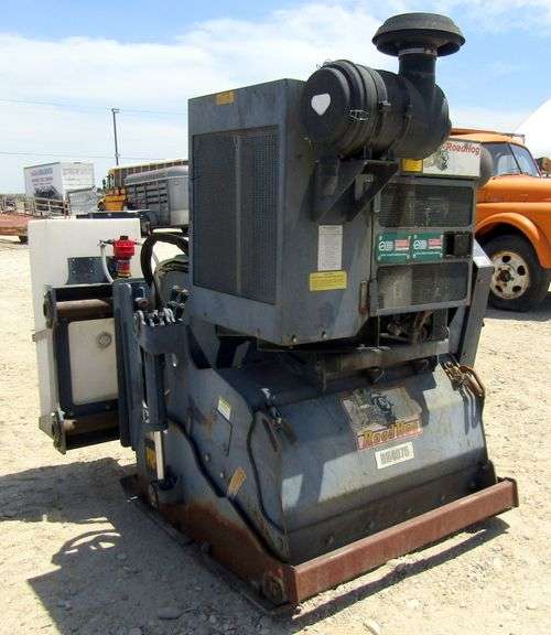 R-1387 Road Hog Asphalt Grinder