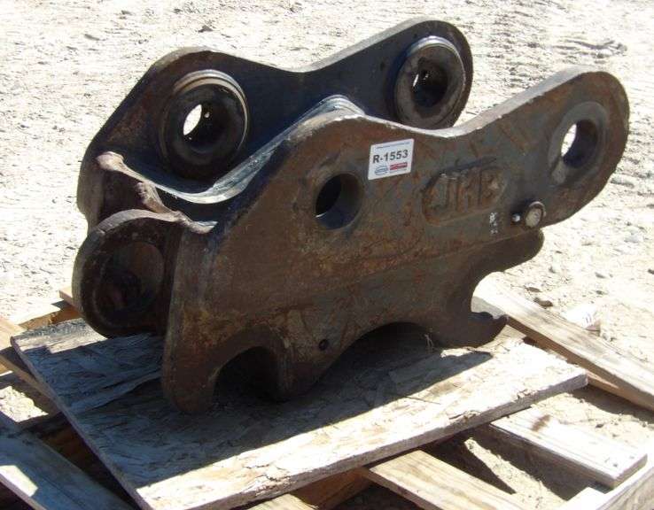 R-1553 JRB Excavator Quick Attach