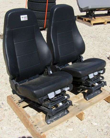 U-242 Freightliner Bench Seats (2)