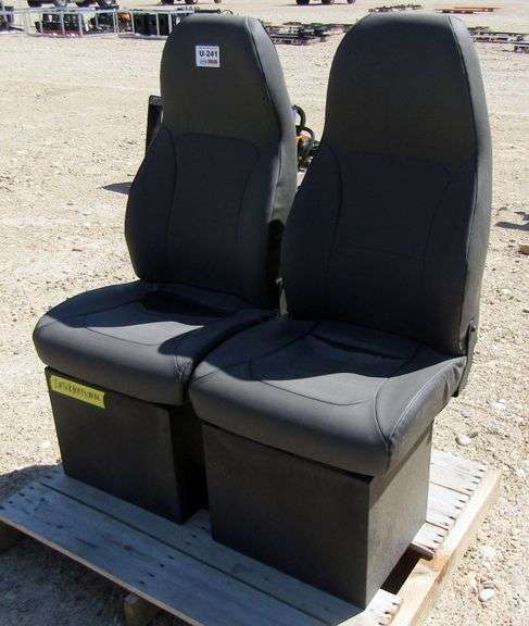 U-241 International Bucket Seats