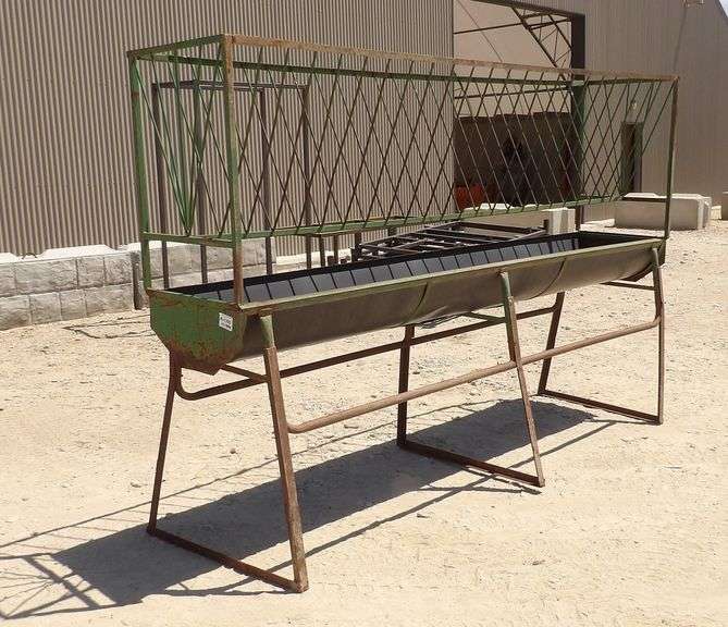 R-1392 Horse Feeder