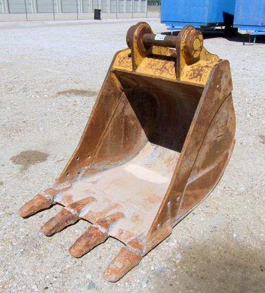 U-212 CAT Excavator Bucket