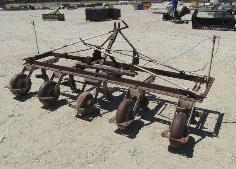 R-1288 5 Row Valley Mound Corrugator