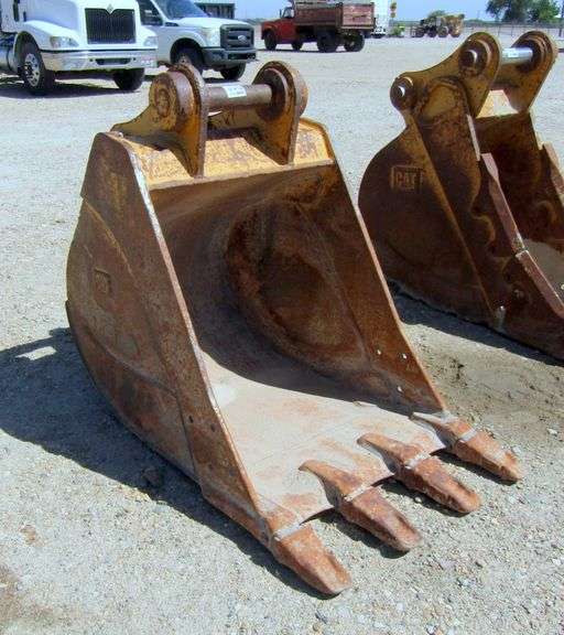 U-212 CAT Excavator Bucket