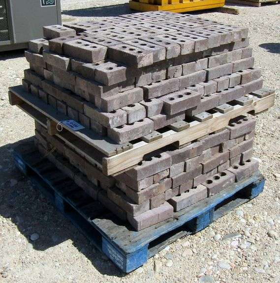 U-330 Landscape Bricks
