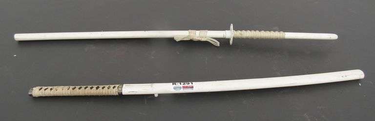 R-1291 Samurai Swords