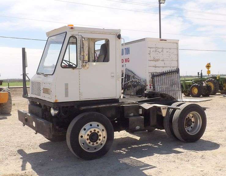 R-1351 1984 Ottawa Yard Truck